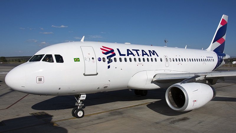 LATAM Travel cria campanha global e mostra nova marca