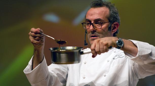 Alitalia assina parceria com o chef italiano Massimo Bottura