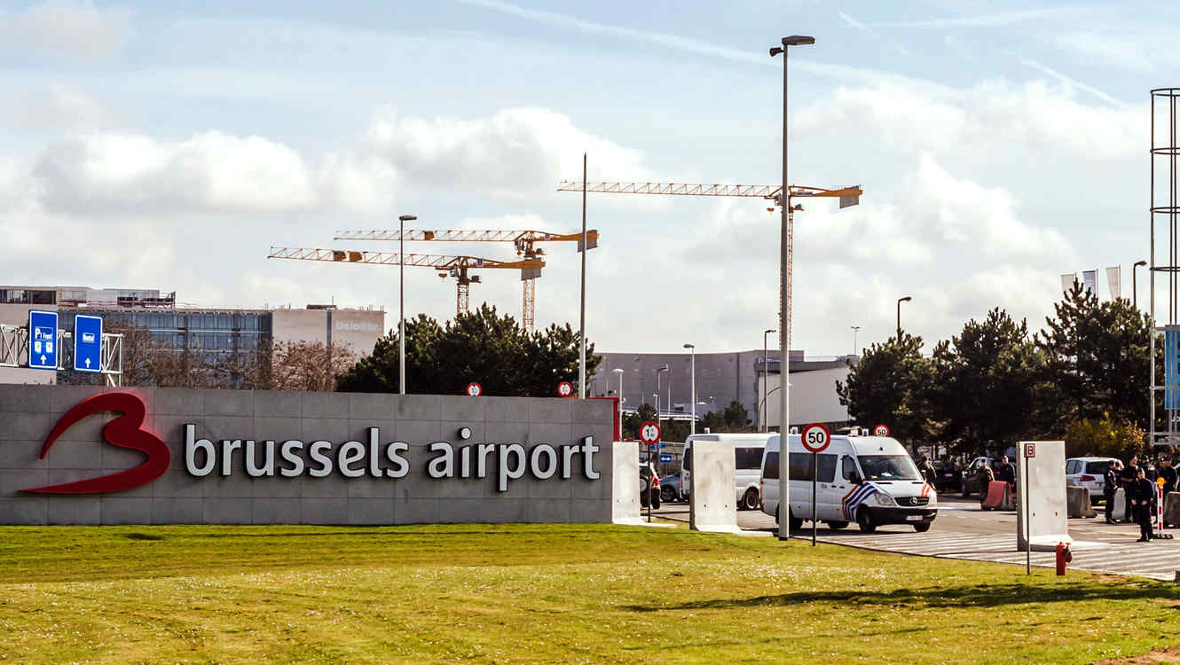 Aeroporto de Bruxelas reabre com voo para Faro
