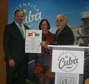 Autêntica Cuba 2014: Embaixador cubano na Espanha recebe distinção honorífica do Mundo Diplomático