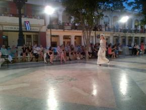 Cuba exibe primeiro desfile de modas de Chanel em América Latina