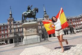 O turismo contribuiu 124.000 M € à economia espanhola em 2015