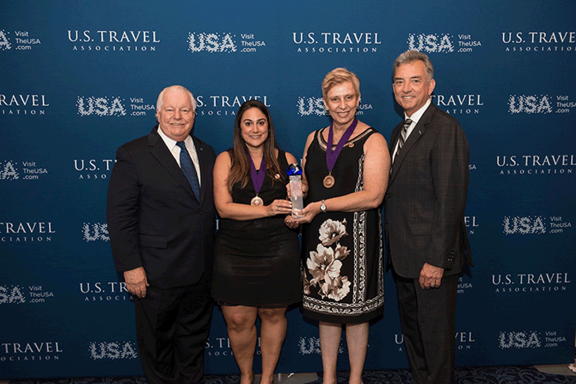 Flytour Viagens é homenageada durante o IPW 2016