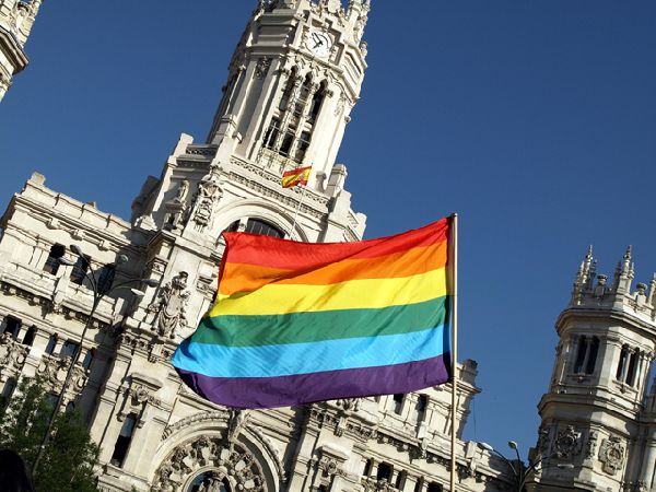 Fitur LGBT abre suas portas com a entrega dos I Prêmios Ragap de Turismo  