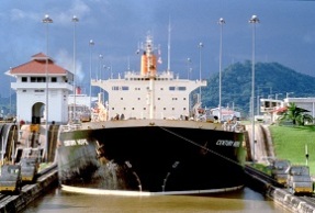 O Canal do Panamá cumpre seus primeiros cem anos