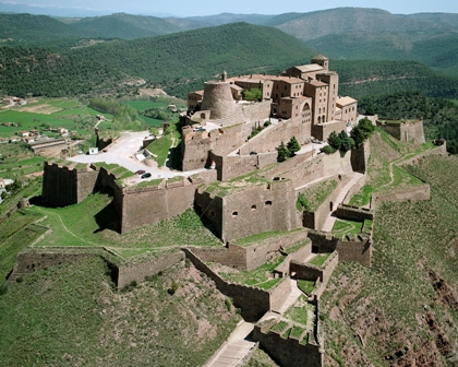Parador de Cardona Tradições da Espanha ainda mais próximas dos brasileiros