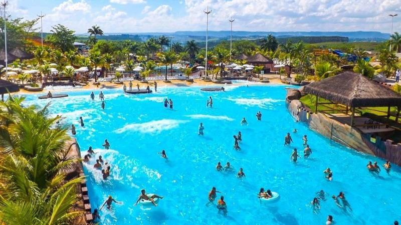 Thermas Water Park amplia horário de funcionamento durante o verão
