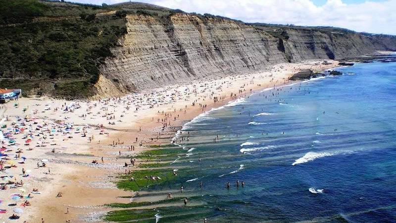 Bandeira Azul distingue 320 praias e 14 marinas em Portugal