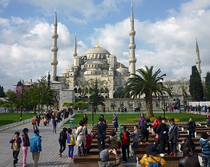 Chegadas de turistas portugueses à Turquia atingem até Novembro um novo recorde anual